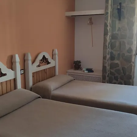 Alojamientos Rurales Los Molinos * Fuentes De Leon