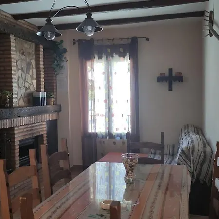 Alojamientos Rurales Los Molinos * Fuentes De Leon